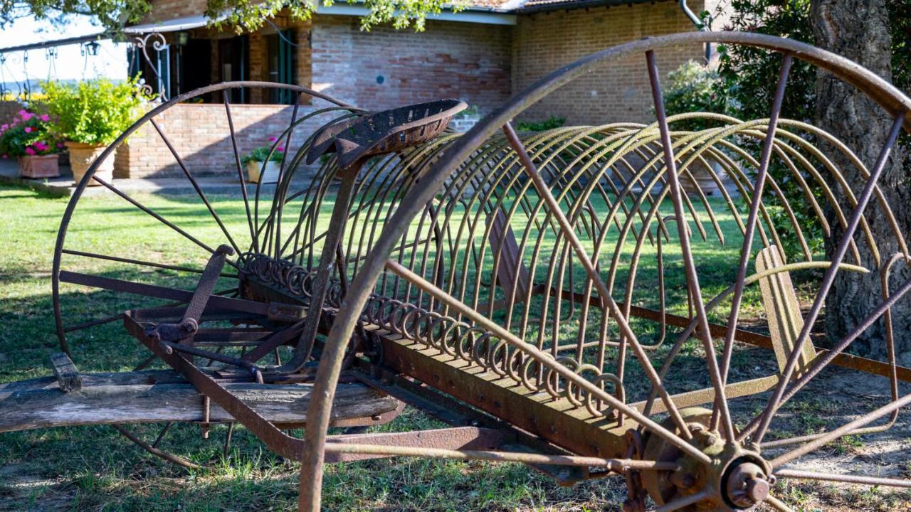 גרוסטו Agriturismo Salcino מראה חיצוני תמונה