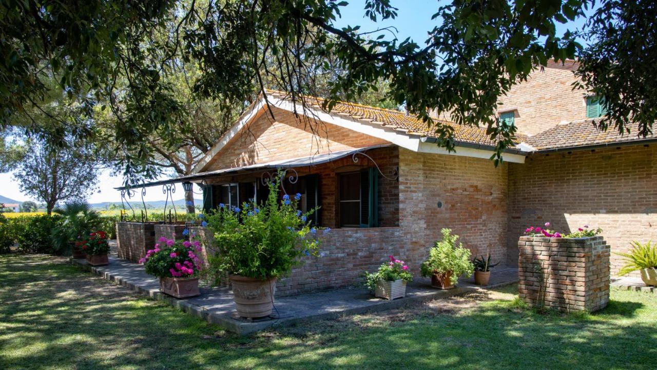 גרוסטו Agriturismo Salcino מראה חיצוני תמונה