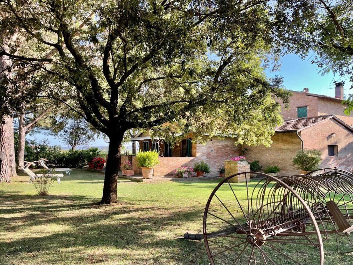 גרוסטו Agriturismo Salcino מראה חיצוני תמונה